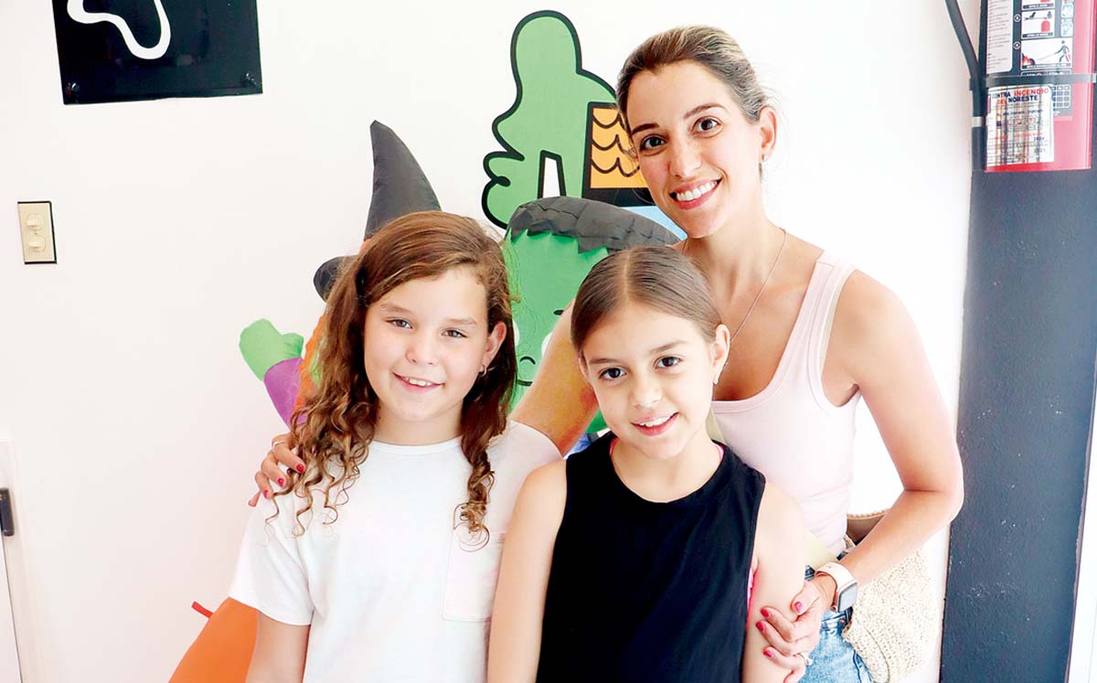 ELISA EDGAR, ANA PAOLA EDGAR Y MELISSA MOSES nos regalaron sus mejores sonrisas en el festejo