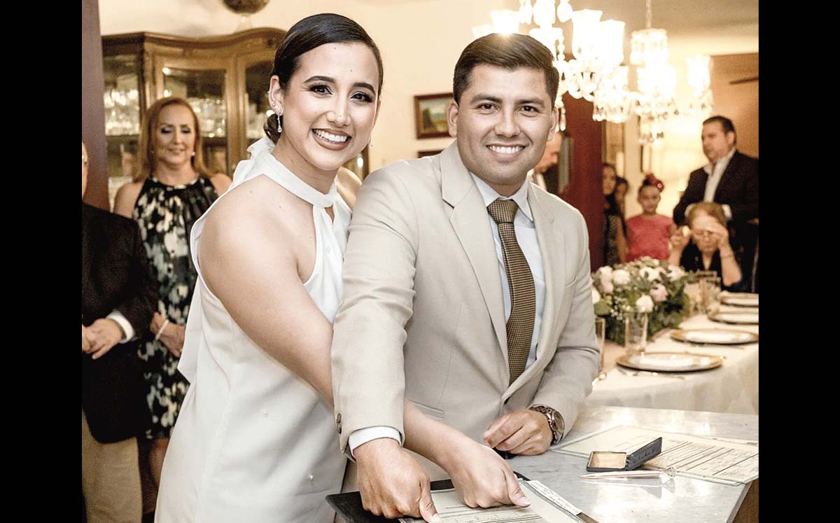 SUSANA LADDAGA Y VÍCTOR RODRÍGUEZ nos regalaron sus mejores sonrisas