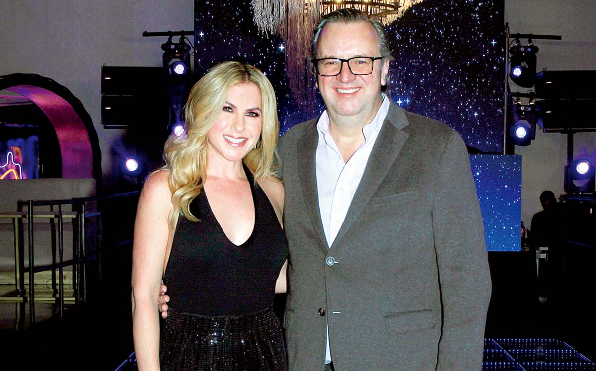 GABY MORÁN Y ÁNGEL LÓPEZ llegaron con sus mejores outfits al evento