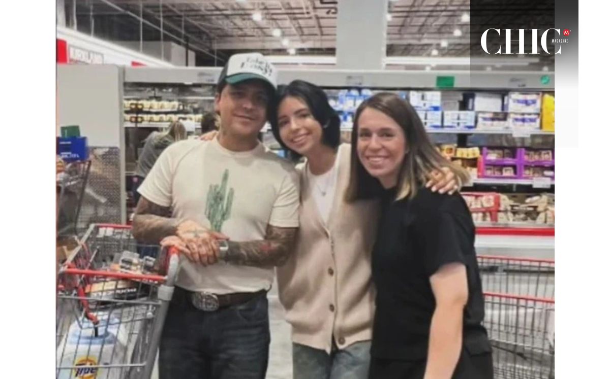 Ángela Aguilar y Christian Nodal en Costco (Instagram)