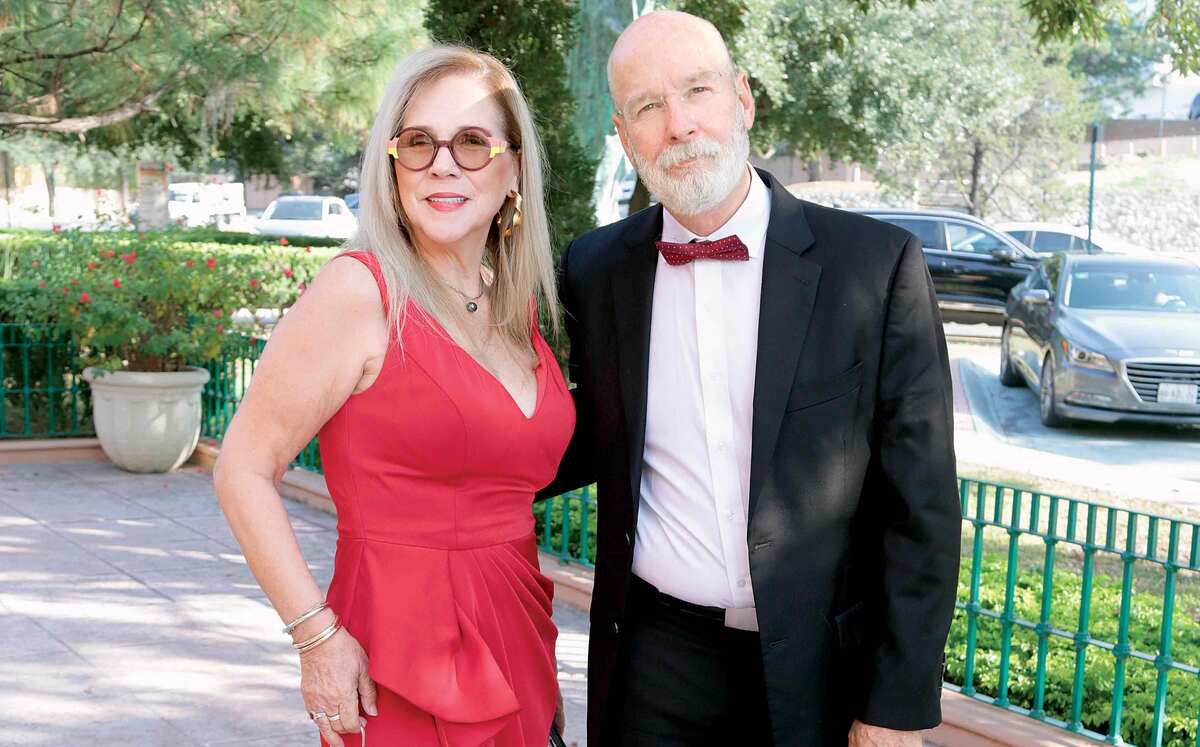 Martha Turner y Adrián García