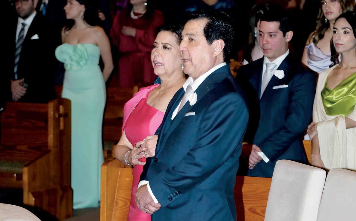 Papás de la novia. Marilupe Elizondo de Martínez y Javier Martínez
