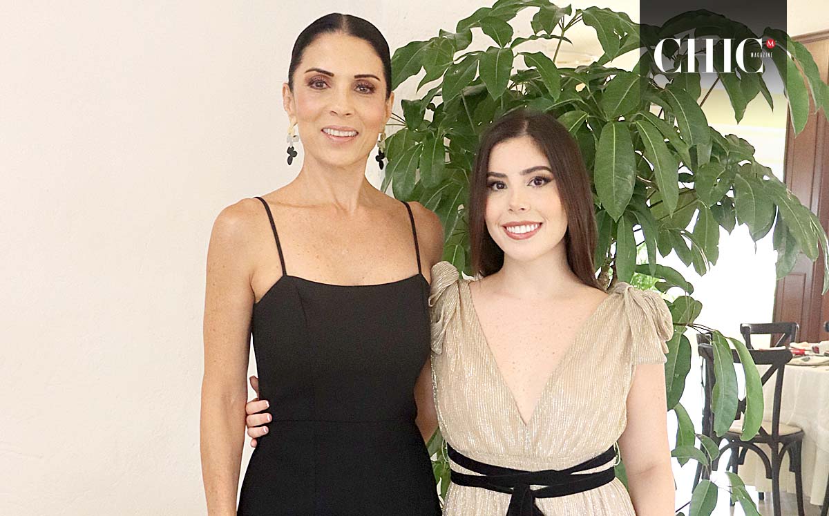 NORA GÓMEZ y NORA MARTÍNEZ llegaron con sus mejores outfits al festejo