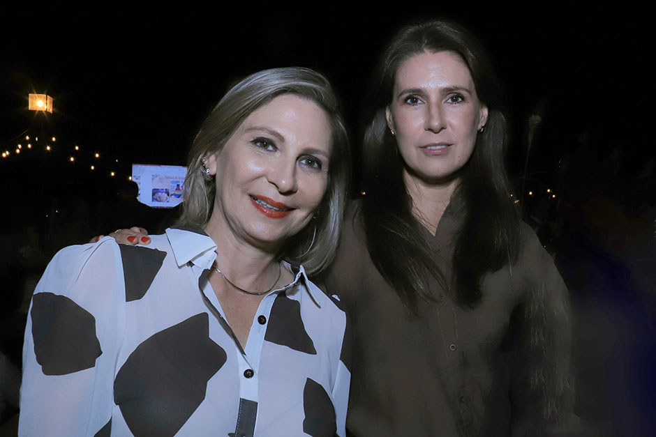 Ana Cecilia Blackmore y Marisela Sotomayor