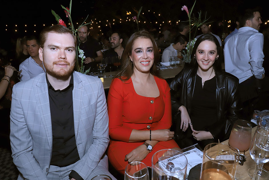 Antonio Madera, Karla Salcedo y Mariana Haro