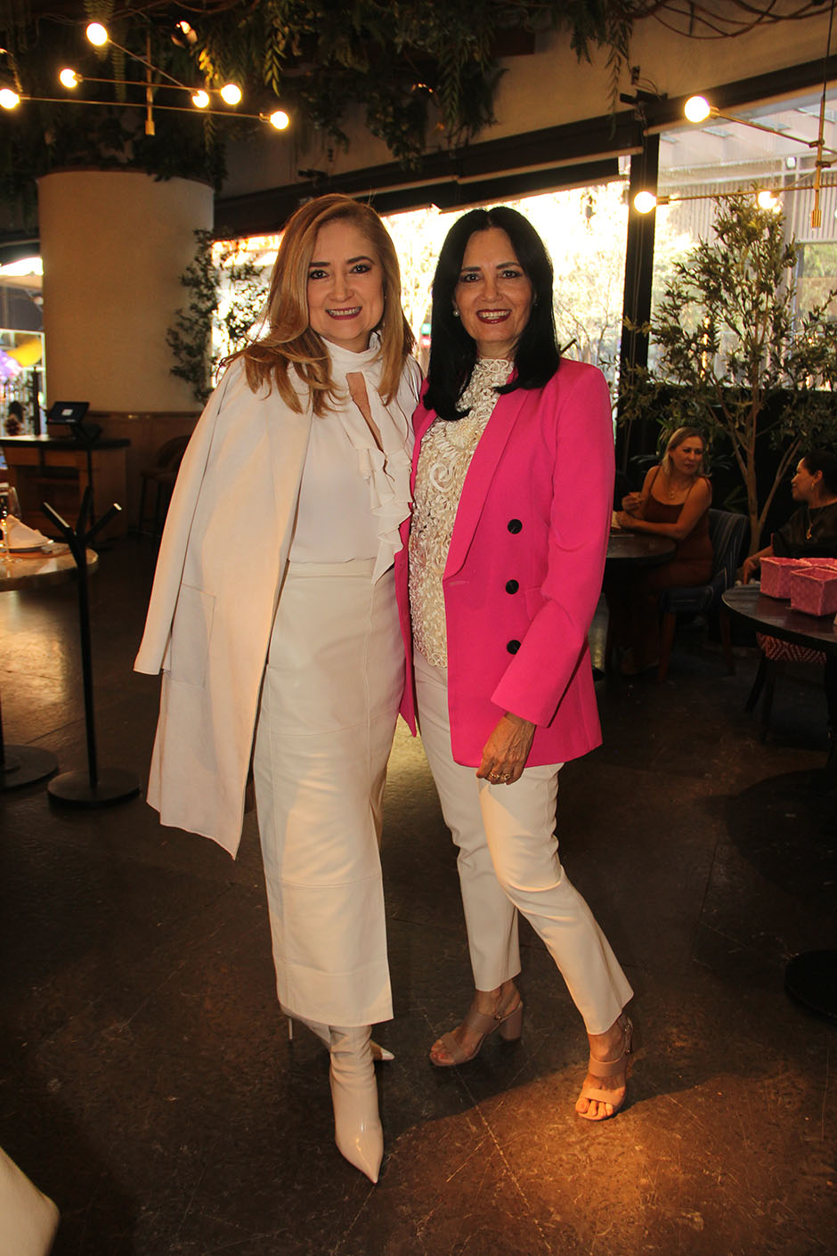 Iliana Ruizvelasco y Lorena Hecht