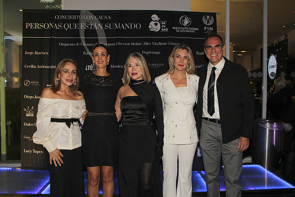 Pedro Chávez, Sofía Arteaga, Lucy Rábago y Édgar Gómez.