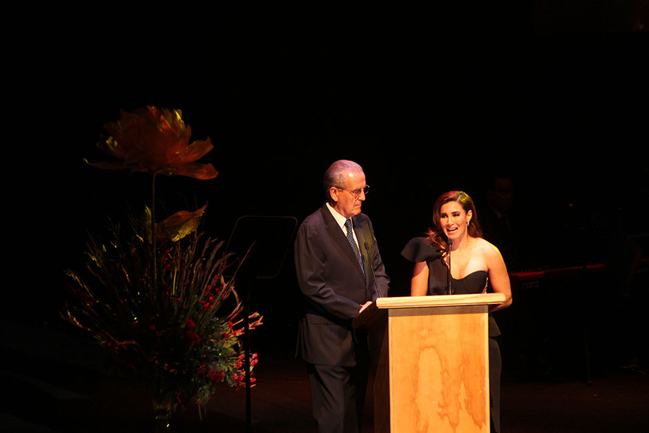 03 Pablo Latapí y Karina Michel.