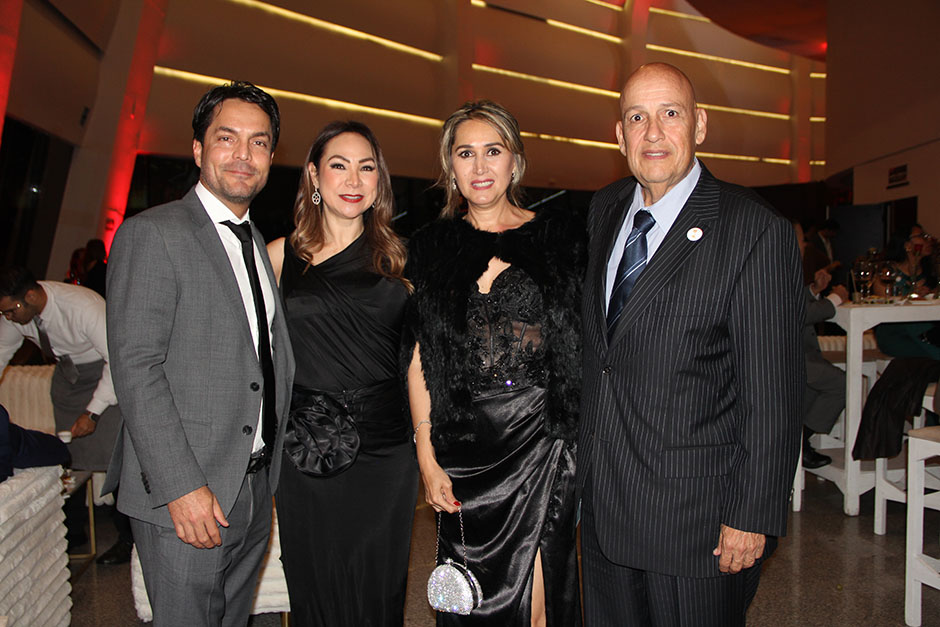 Armando Ramos y Mary Tere Tirado