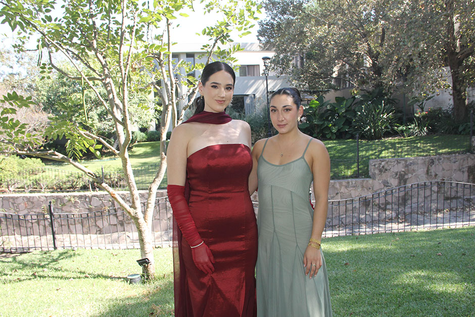 Stephanie Moyano y María José Noriega