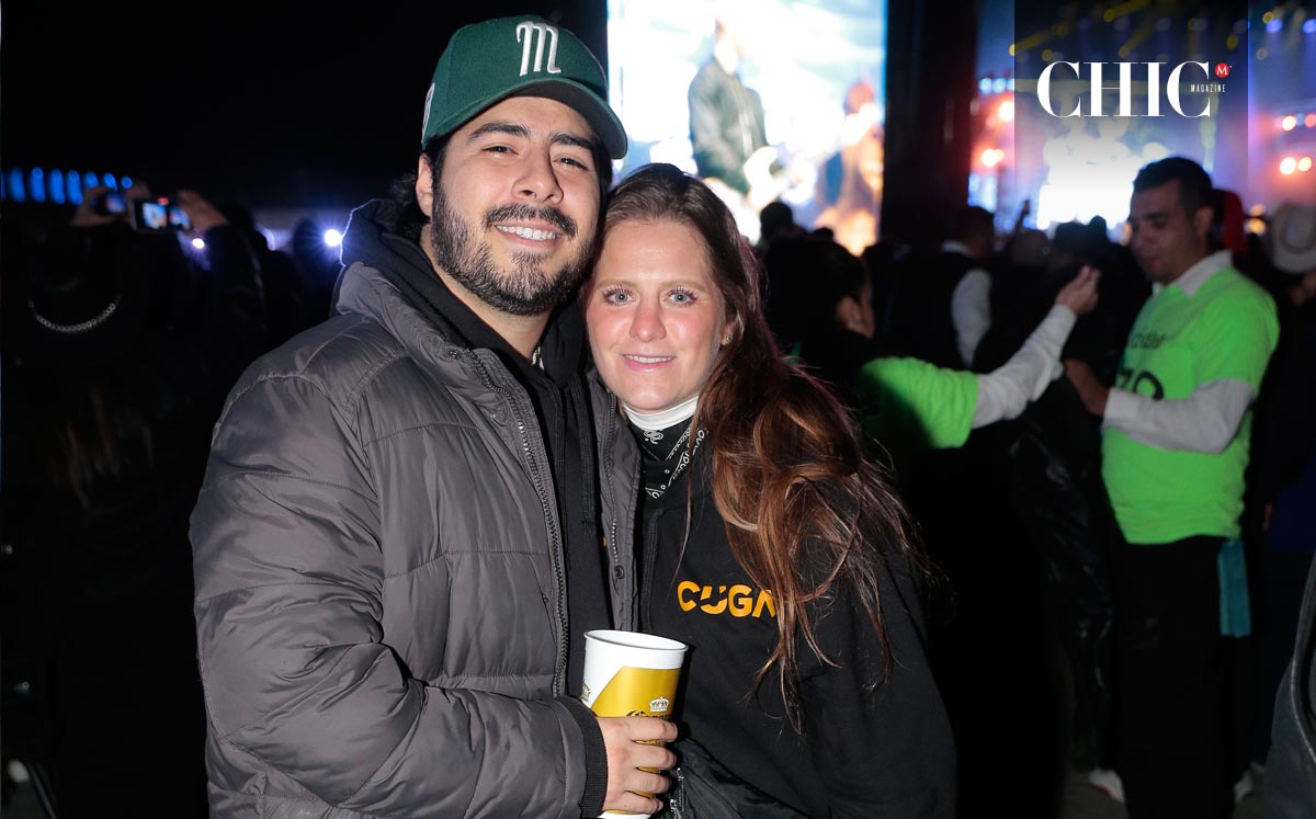 Adrián Román y Julia Garza Suess