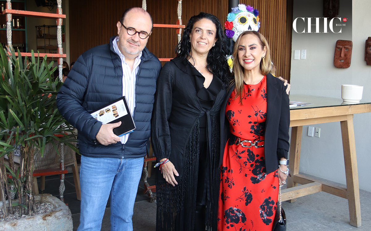 Eduardo Lomelin, Lucila Padilla y Lupita Robles Léon