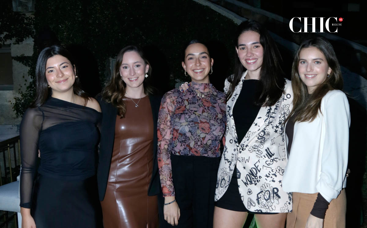 Isabella Maltos, Cristy Patiño, Marcela Turner, Eugenia Guerra y Andrea Brun