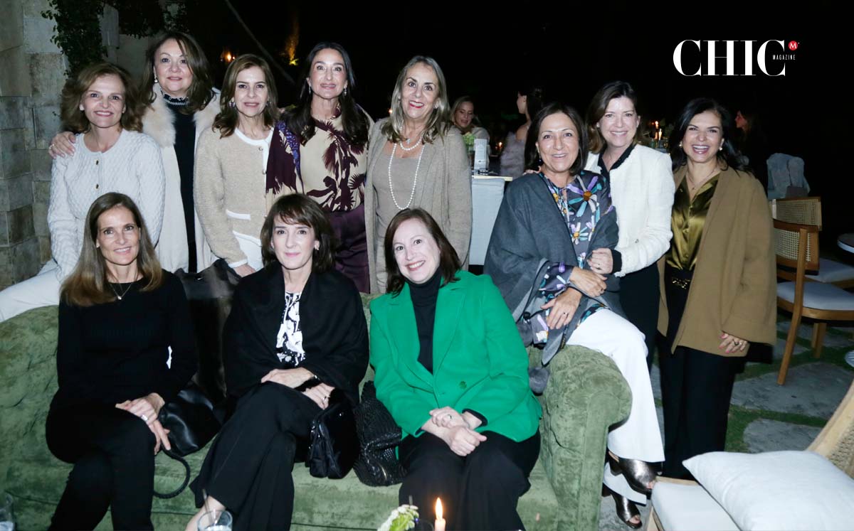 Lorena Sada, Alejandra Treviño, Lorena Garza, Rossana Elizondo, Catalina Berlanga, Tey García, Beatriz Sada, Claudia Literot, Consuelo Zambrano, Gab