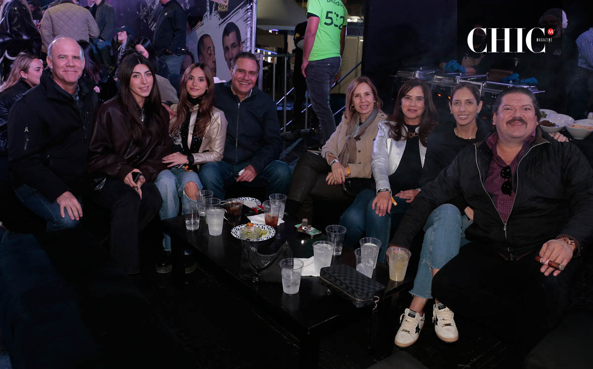 Rubén Romero, Liza De la Garza, Gaby De la Garza, Adrián De la Garza, Sandra Romero, Gabriela Villarreal, Sofía Gutiérrez y Jorge Villarreal