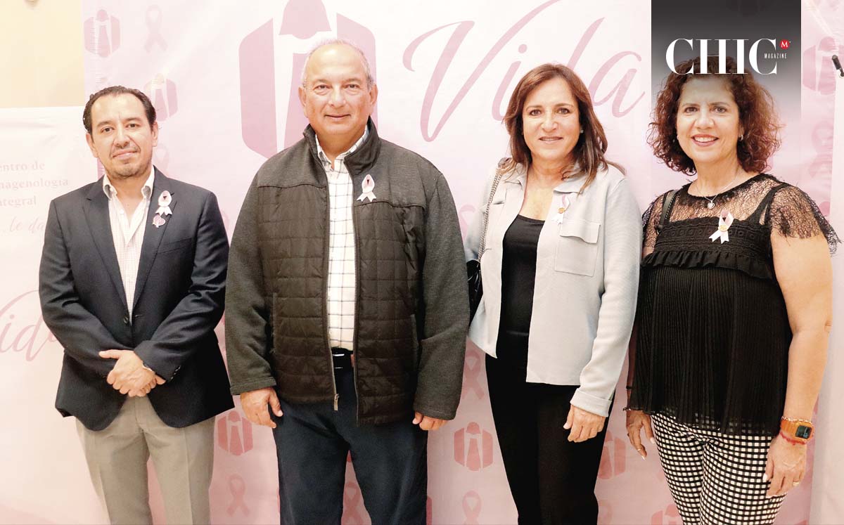 JUAN SALGADO, ALEJANDRO CHARUR, MARTHA DE CHARUR Y MARIANA ALTAMIRANO llegaron puntuales a la inauguración