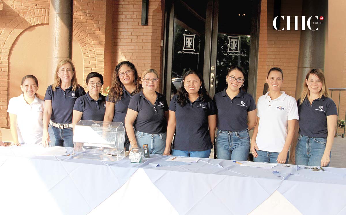 COMITÉ CÁRITAS TAMPICO felices en el Club Campestre Tampico