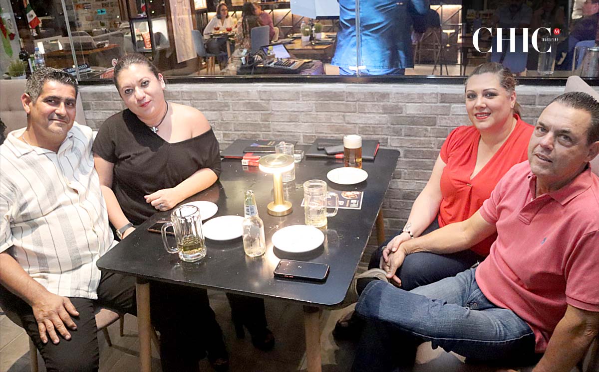 DANIEL CABALLERO, DAYNELA GÓNGORA, EDNA DOMÍNGUEZ Y JUAN ESPADA disfrutaron de una noche única al ritmo de un DJ en vivo