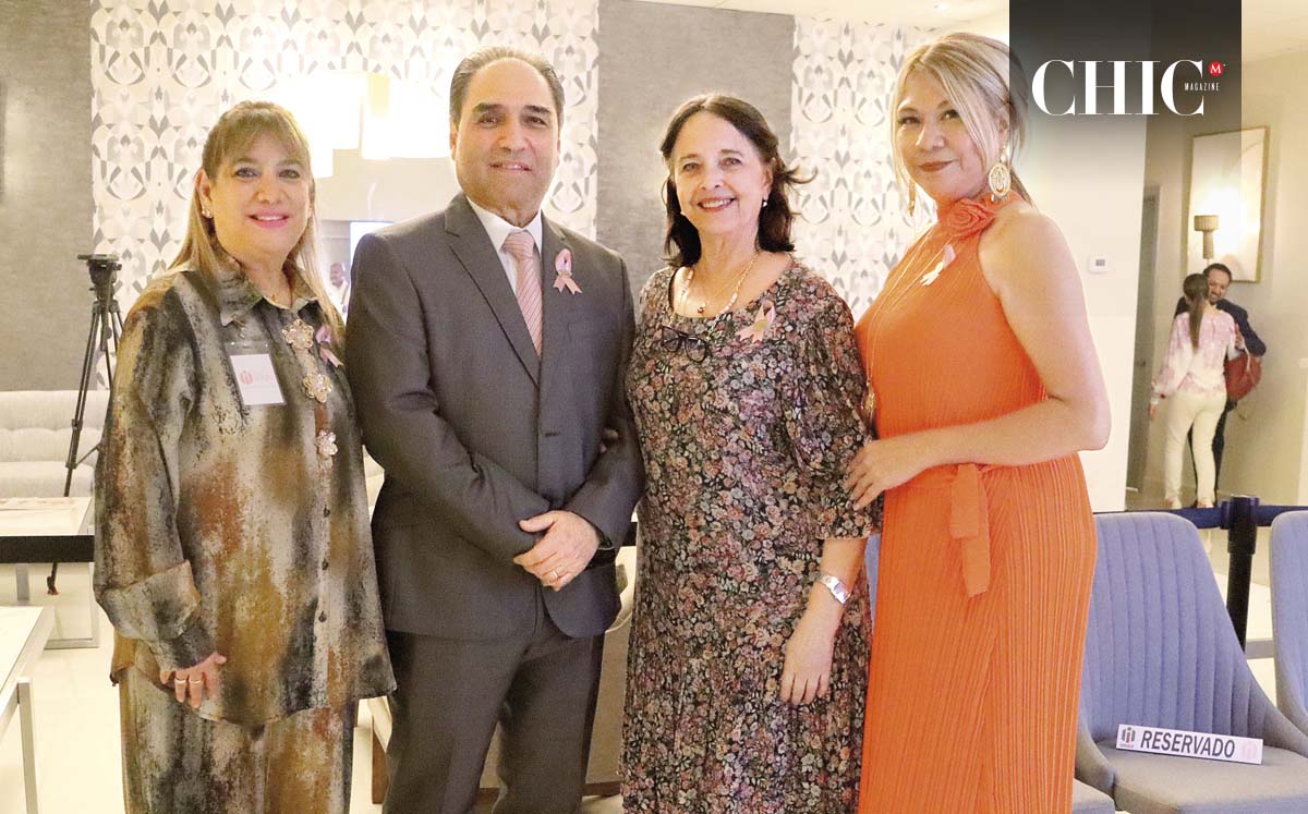 OLIVIA CORTES, DAVID PÉREZ, DIANA RUIZ Y MARTHA PÉREZ llegaron con sus mejores outfits al evento