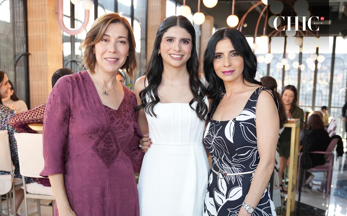 Ana, Blanca y Blanca