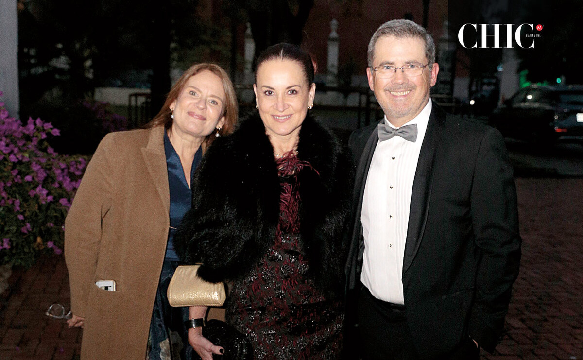 Cecilia Ramos, Adriana Vega y Arturo Martínez