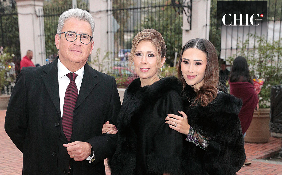 Manuel Acosta, Cecilia Acosta y Kendra Acosta