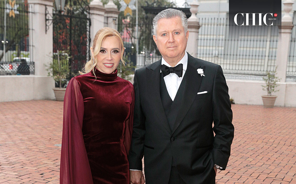 Papás del novio. Minerva Villarreal y Enrique Salinas