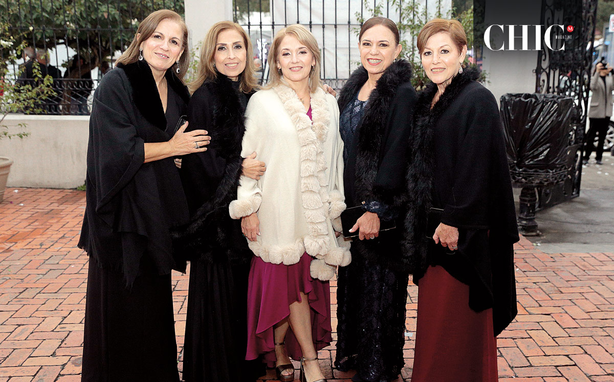 Sandra Garza, Alejandra Garza, Claudia Garza, Patricia Garza y Ana Luisa Garza