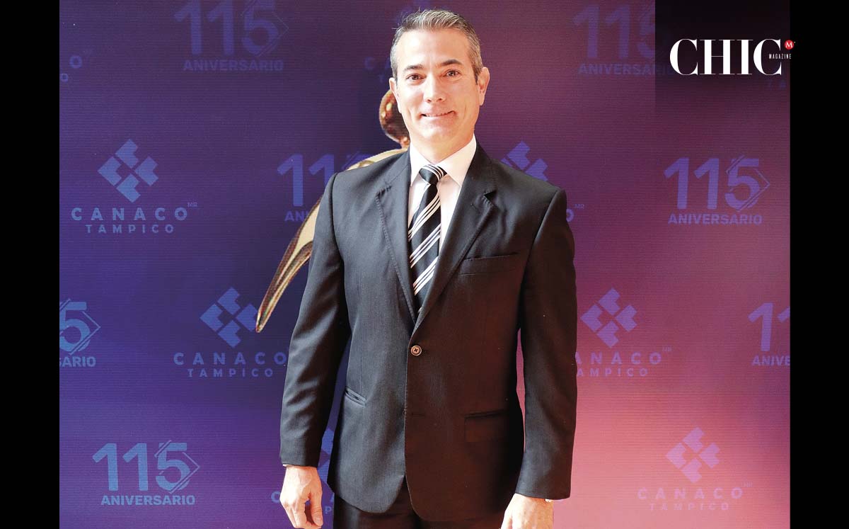 CÉSAR REYES
