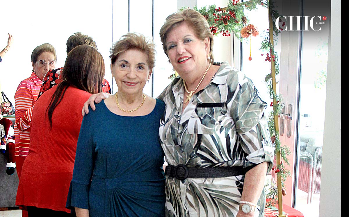 JOSEFINA DE SAINZ en compañía degustaron de pierna de cerdo cubana y spaguetti verde poblano