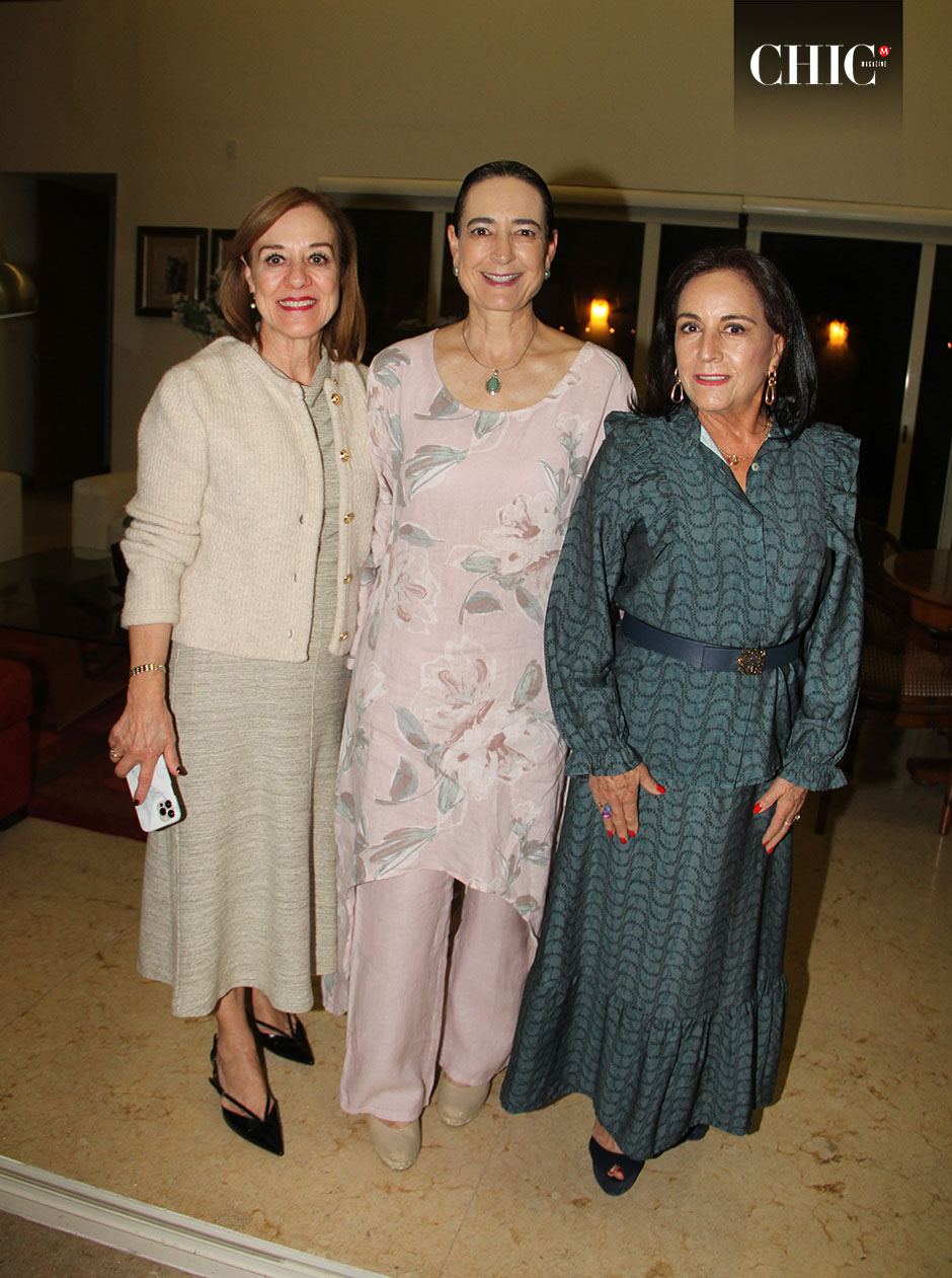 Nohemí Reynoso de Ontiveros, Lucero Orozco y Margarita Gómez de Bouquet