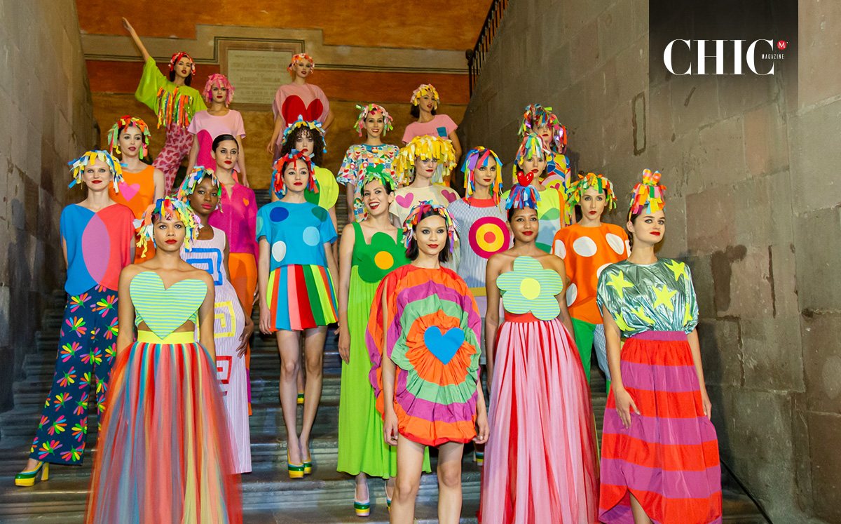 Ágatha Ruiz De La Prada Presentó Una Colorida Colección