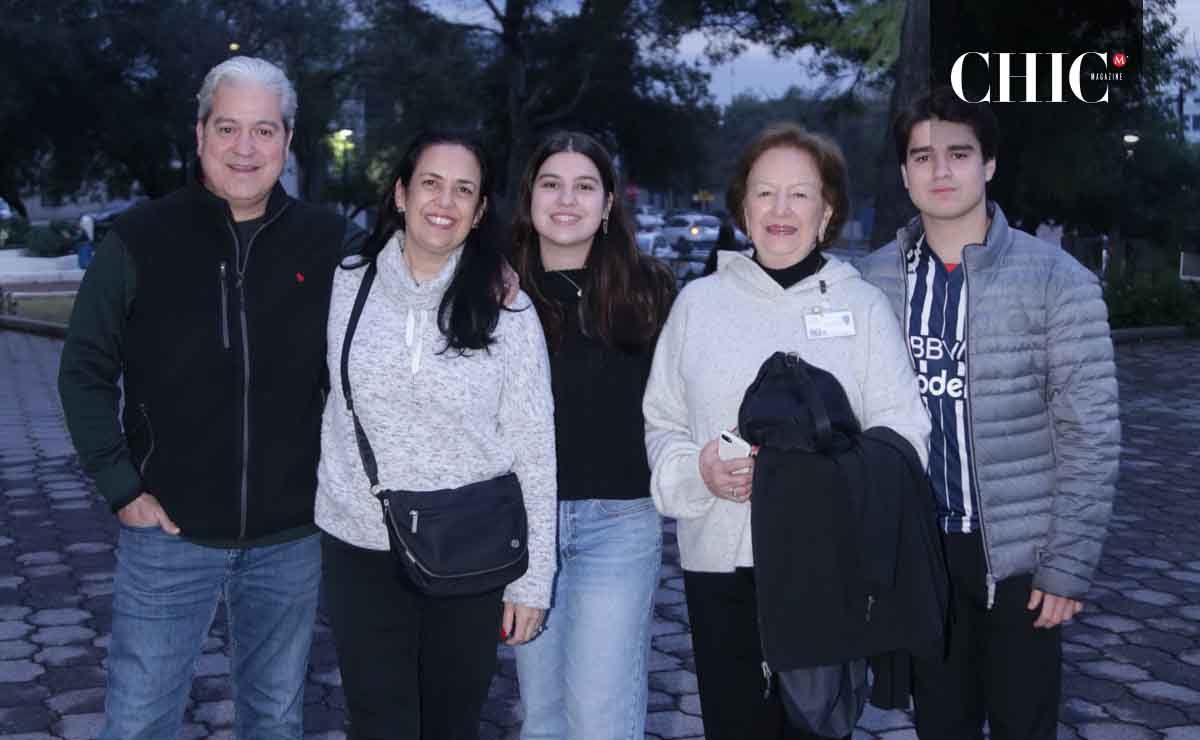 Andrés Canales, Paola Rosso, Luciana Canales, Nina Moreno de Rosso y Mateo Canales / Fotos: Roberto Alvarado