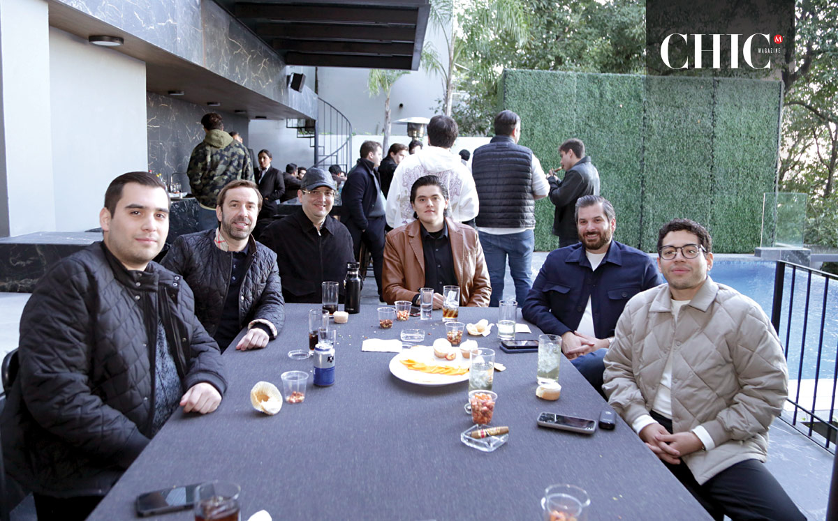 Andrés Salinas, Lalo García, Octavio Elizondo, Manuel Gallardo, Adrián Peña y Antonio Guzmán