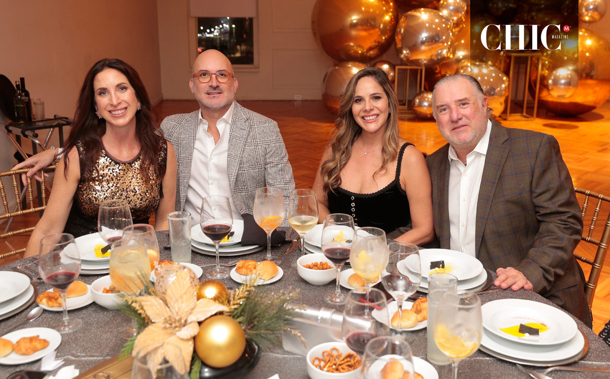 Lidia Elizondo, Edmundo Salinas, Vanessa Martínez y José Medellín