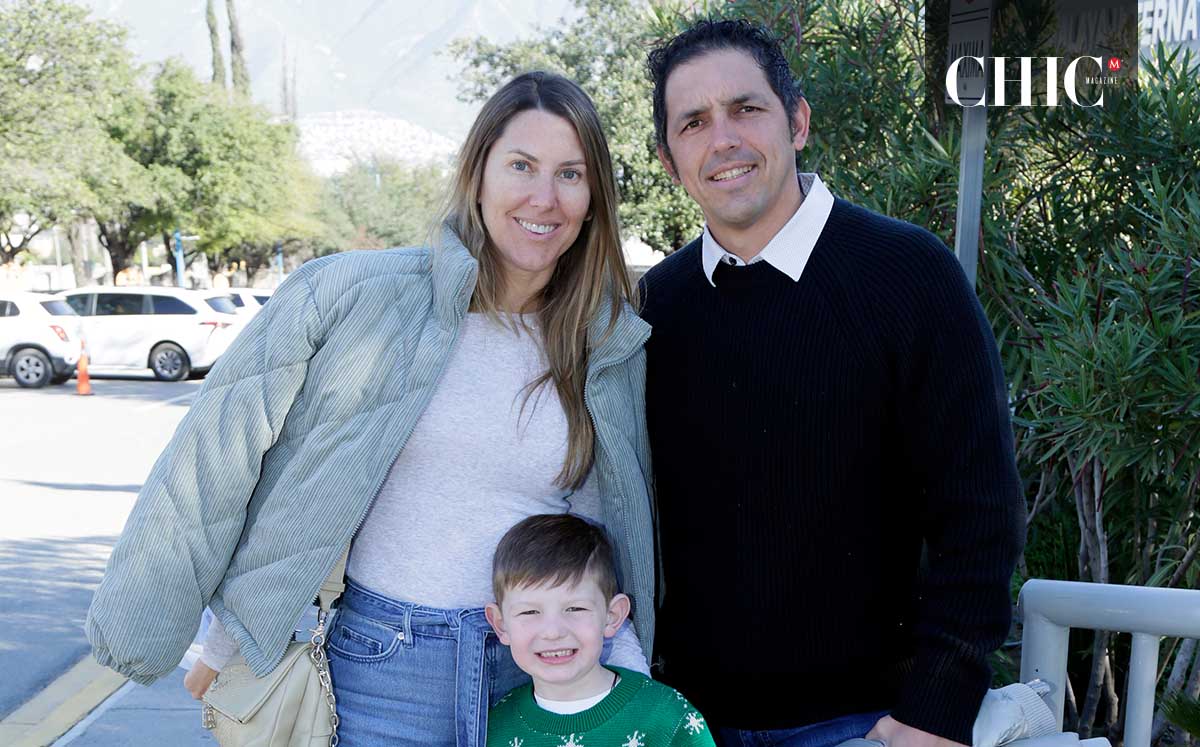 Lucía Margáin de Salinas, Daniel Salinas y Darío Salinas