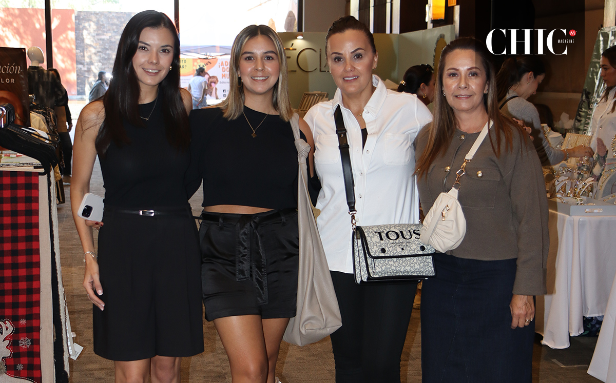 Marlene Worley, Adriana Muñoz, Ana Hernández y Adriana Padilla