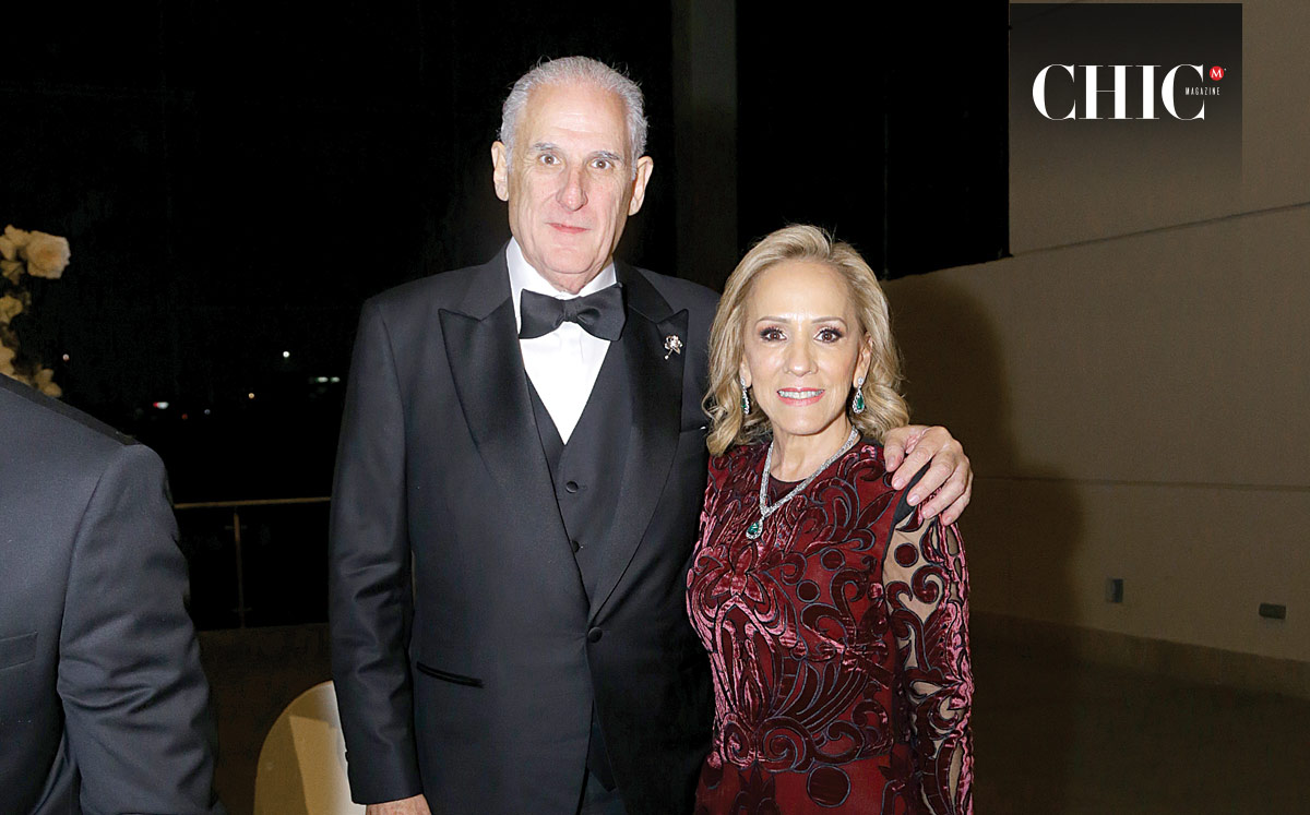 Papás del novio. Alejandro Maiz y Gina Manautou de Maiz