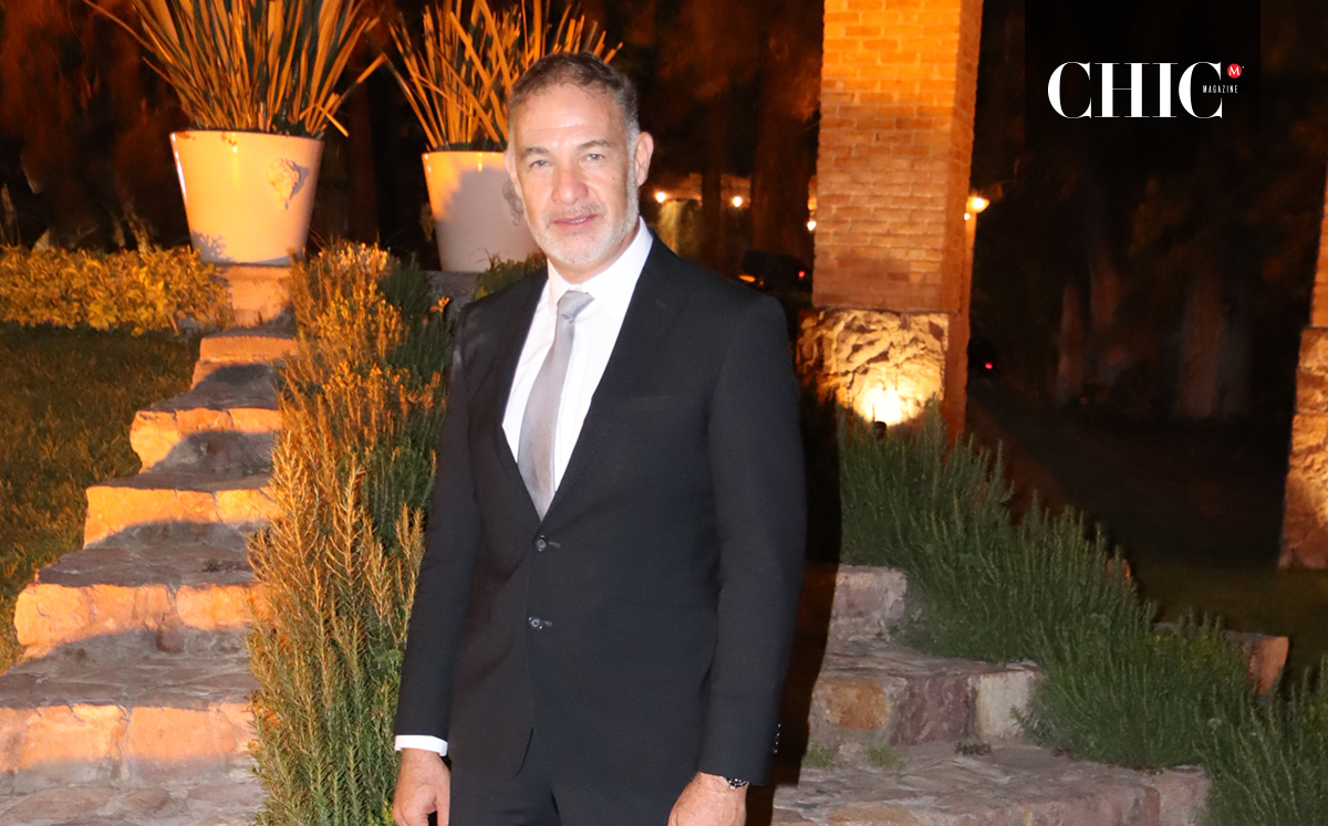 Adrián Martínez