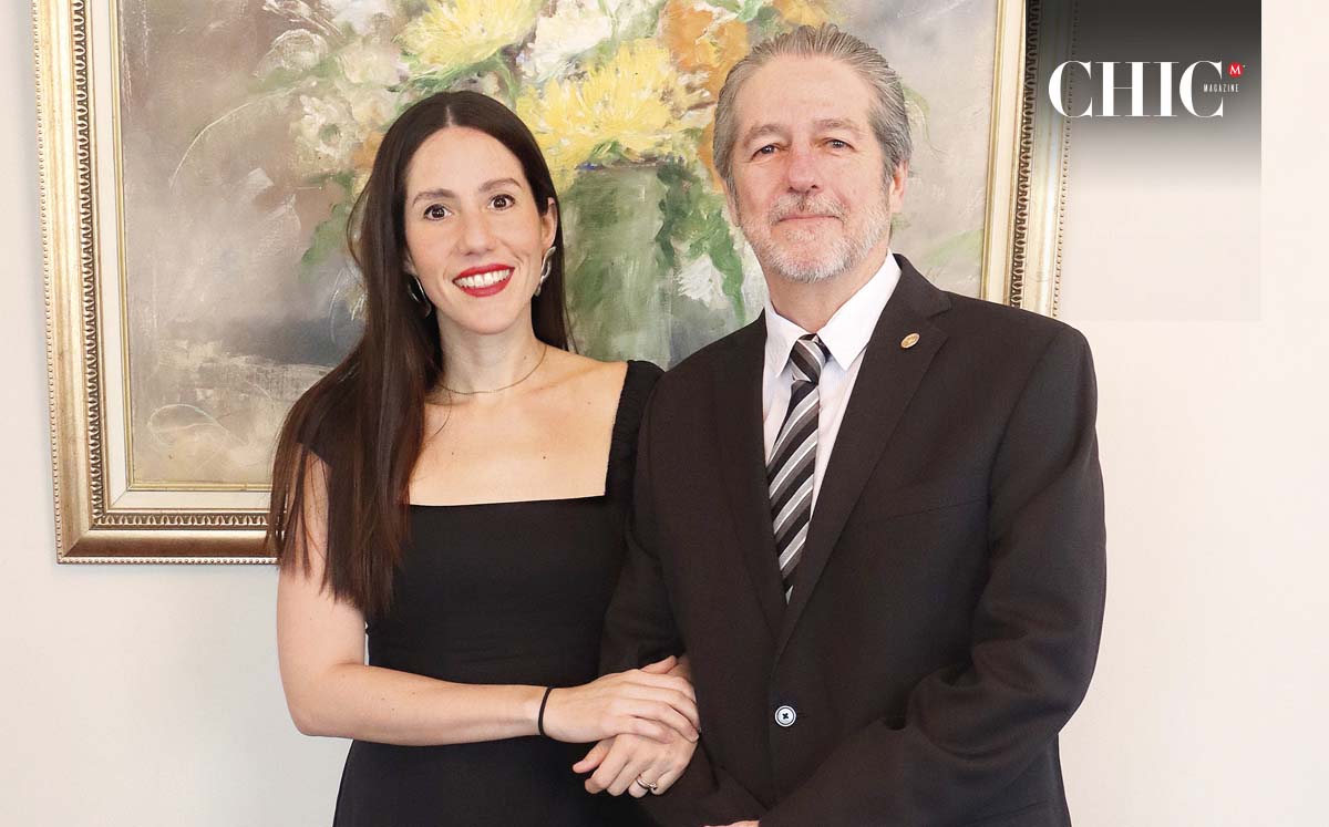 ANDREA MEZA Y GERMÁN MEZA felices de celebrar la posada del Casino Tampiqueño