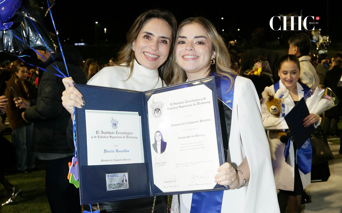 Ana Cristina Herrera y Montserrat Chagoyan