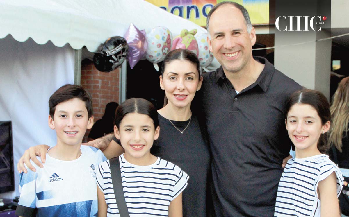 JOSÉ ÁNGEL GARCÍA, FERNANDA GARCÍA, ZAIRA LOYOLA, JOSÉ ÁNGEL GARCÍA Y MARÍA GARCÍA disfrutaron de una gran variedad de comida y juegos mecánicos