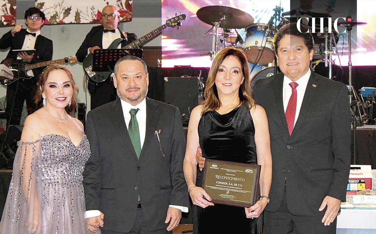 CARLA VILLANUEVA, PABLO HARO, MARÍA LUISA GARCÍA Y EDUARDO RAMÍREZ nos regalaron sus mejores sonrisas