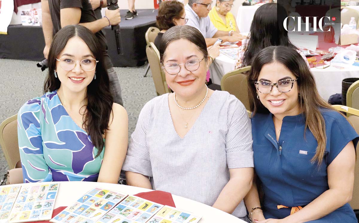 MICHELLE BOLAÑOS, CONCHIS DE BOLAÑOS Y MONTSERRAT GARCÍA fueron recibidos por las palabras de bienvenida y agradecimiento de Laura Acevedo