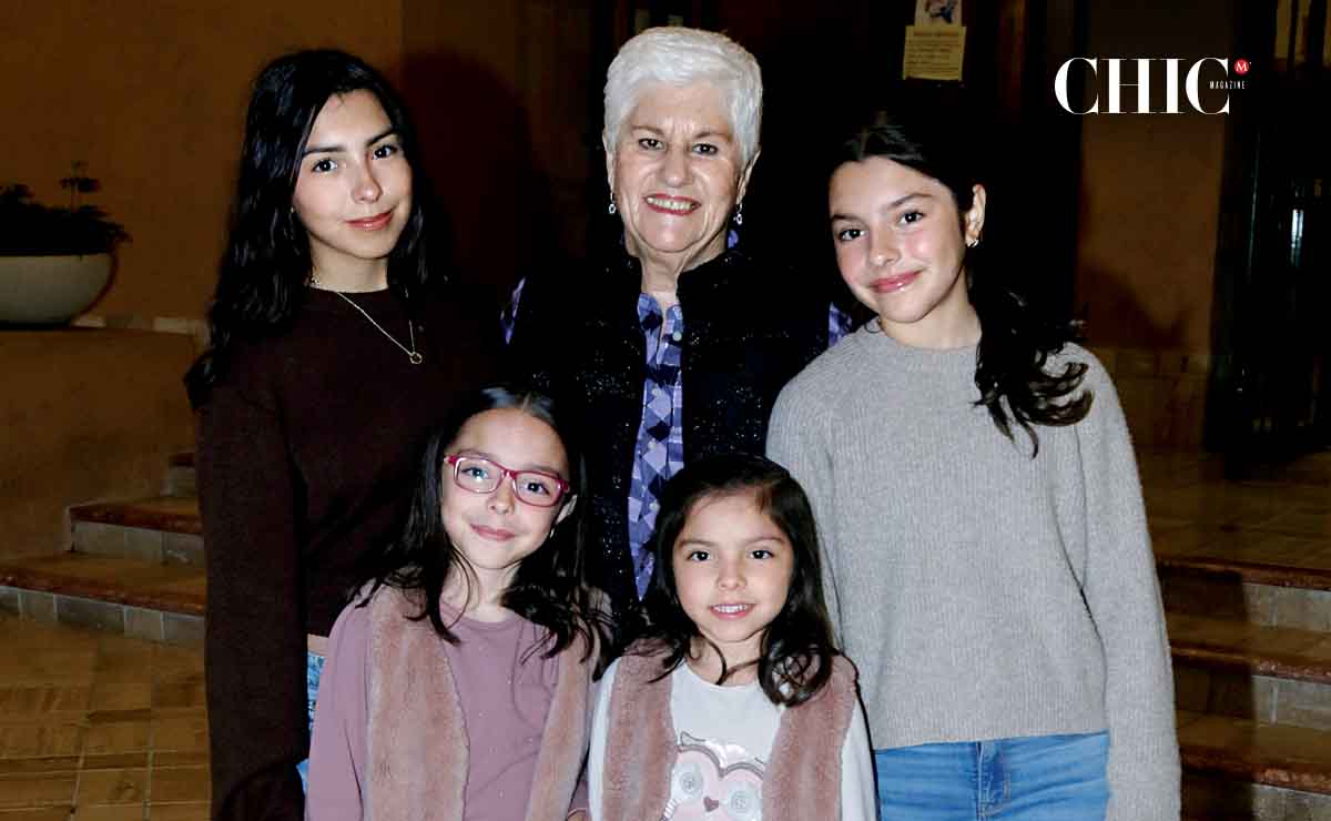 Roberta De la Garza, Bertha Gómez, María José De la Garza, Lucía De la Garza y Balbina De la Garza / Fotos: Omar Valdez