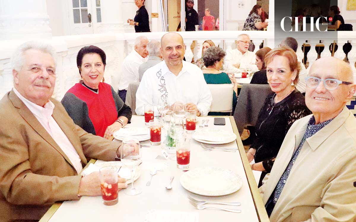 FRANCISCO VILLARREAL, ELVIA HOLGUERA, DAVID GRANADOS, AURORA DE LA VEGA Y RAÚL BRACAMONTES nos regalaron sus mejores sonrisas