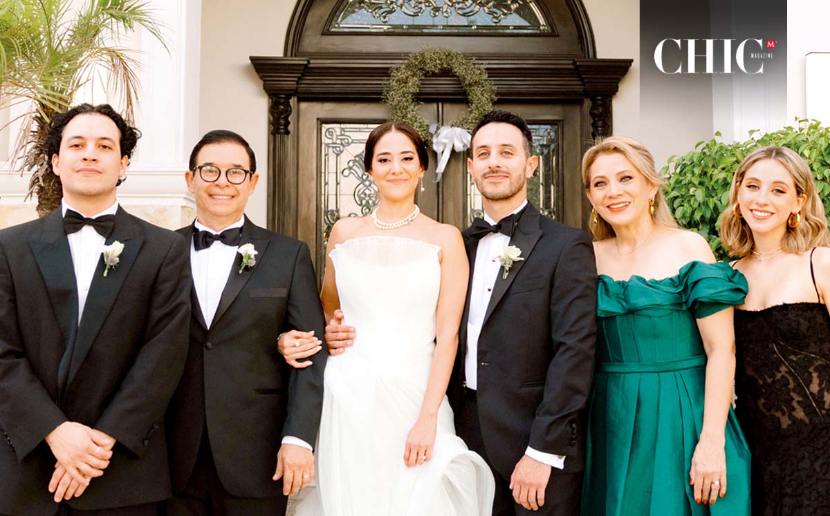 DANIEL RÁBAGO, SERGIO RÁBAGO, ANNIE RENTERÍA, SERGIO RÁBAGO, MÓNICA DE RÁBAGO Y MÓNICA RÁBAGO felices por esta unión