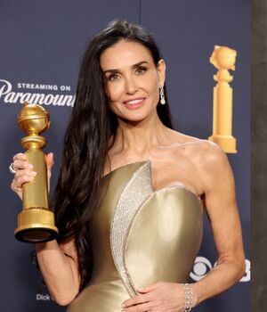 Demi Moore y Kylie Jenner: ¿Qué pasó entre ellas en los Golden Globes? (Foto: Getty/Instagram)