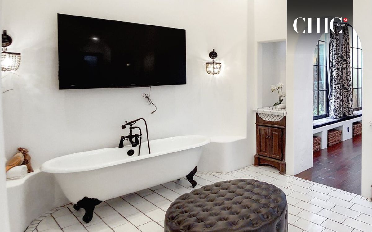 Baño de la casa de Guillermo del Toro en Los Ángeles que se incendió (Instagram)