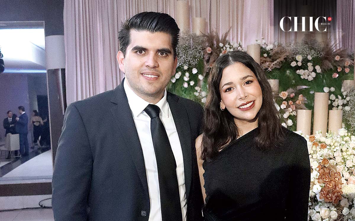 JORGE ORTEGA Y DANIELA GÓMEZ-BRAÑA disfrutaron de la misa en la Parroquia de San Pedro y San Pablo